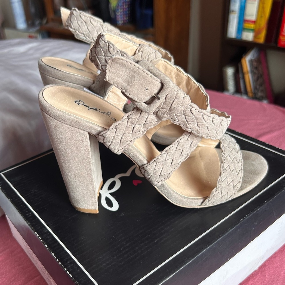 Nude strapped heels